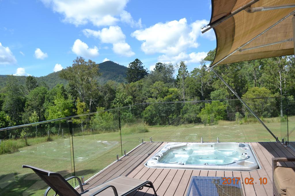Tuckers Retreat Hotell Canungra Exteriör bild